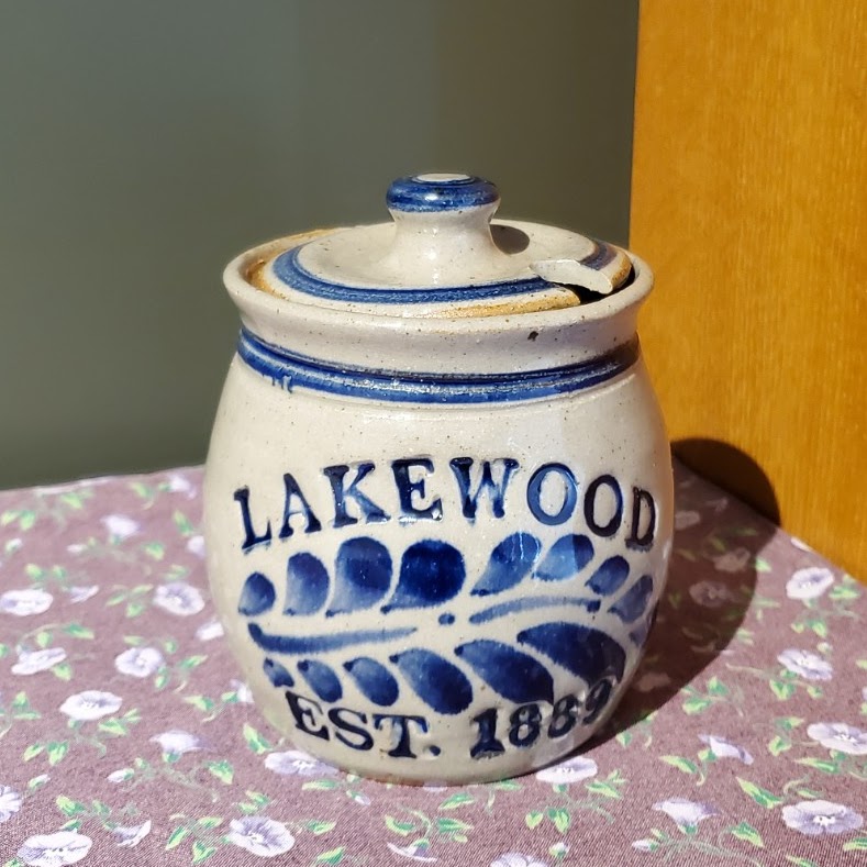 Lakewood pottery sugar bowl